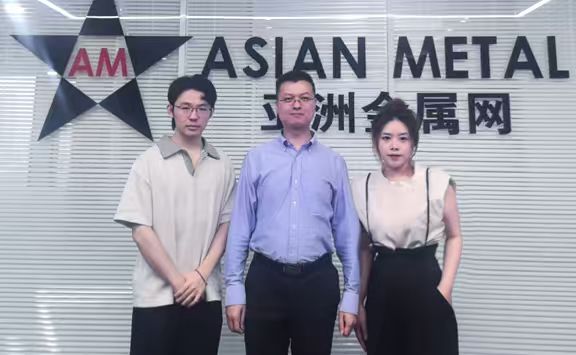 Kawashima visits Asian Metal